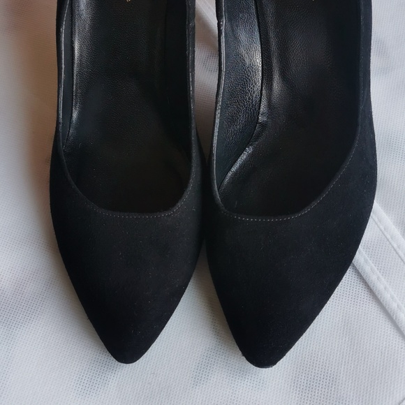 Black Robert Clergerie suede pumps - Picture 5 of 8